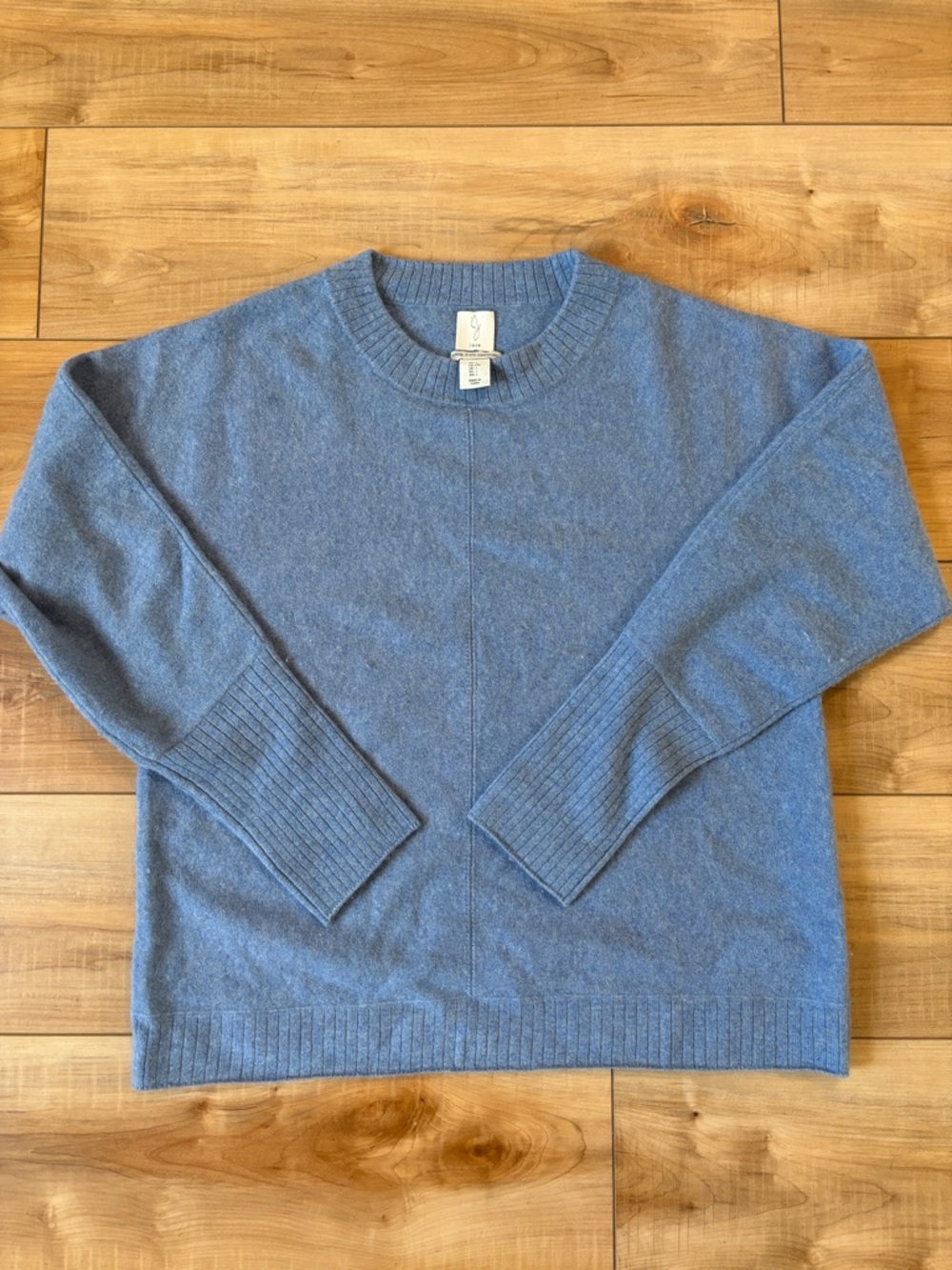 Joie women’s cashmere Sky Blue Crewneck Sweater
